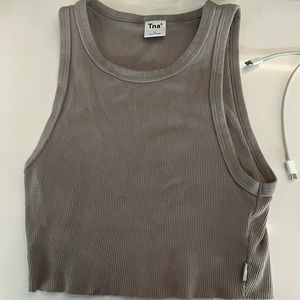 ARITZIA GRET CROP TOP